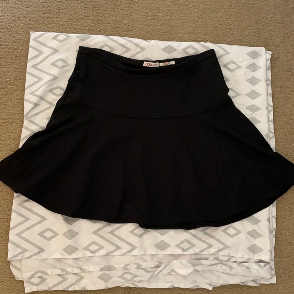 Merona black skirt